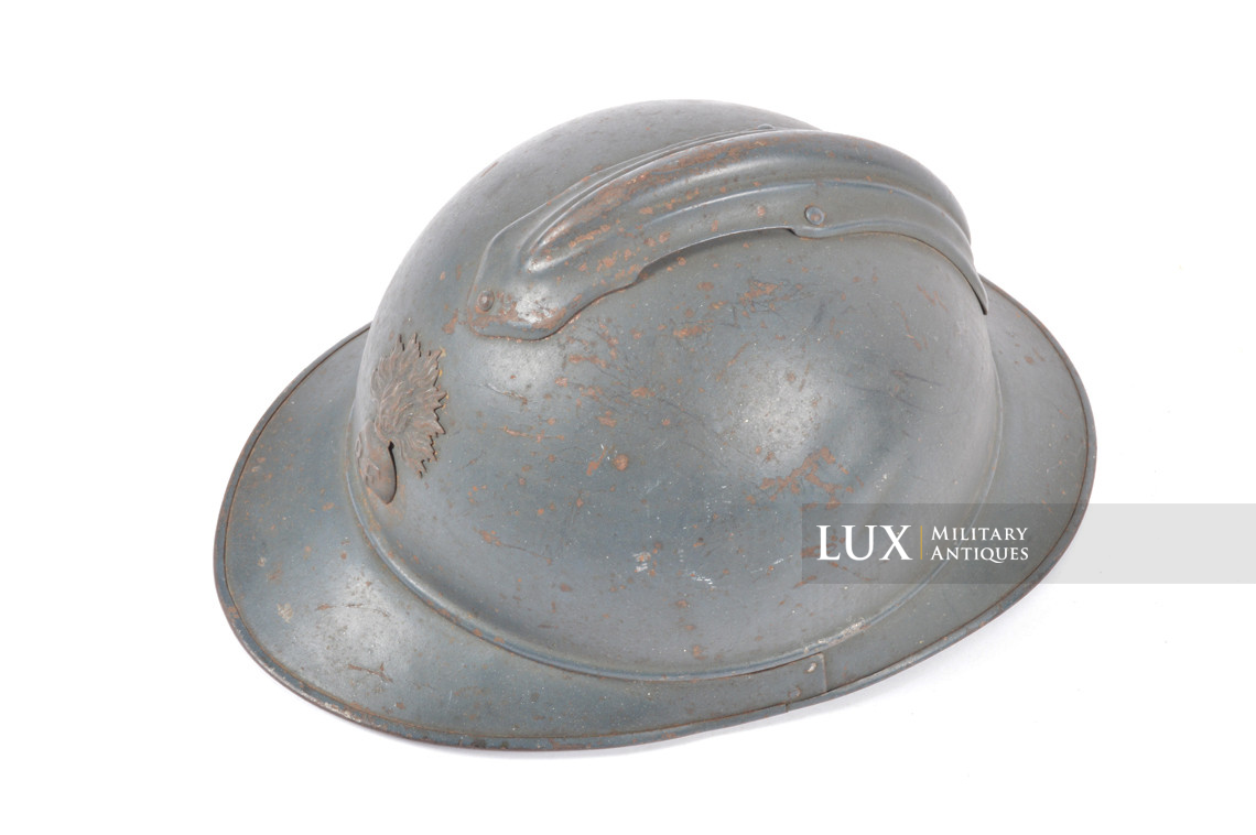 Casque français Adrian M1915 infanterie, nominatif, « impacté » - photo 14