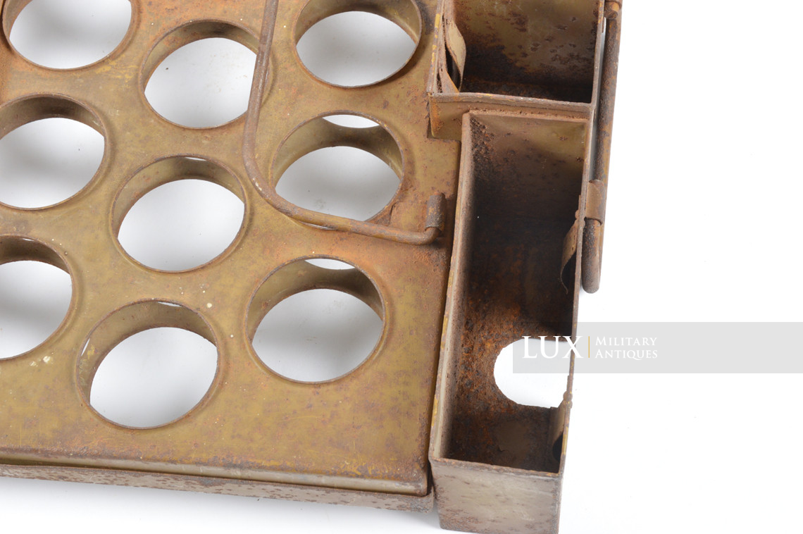 Rare râtelier fin de guerre pour caisse de grenades oeufs - photo 10