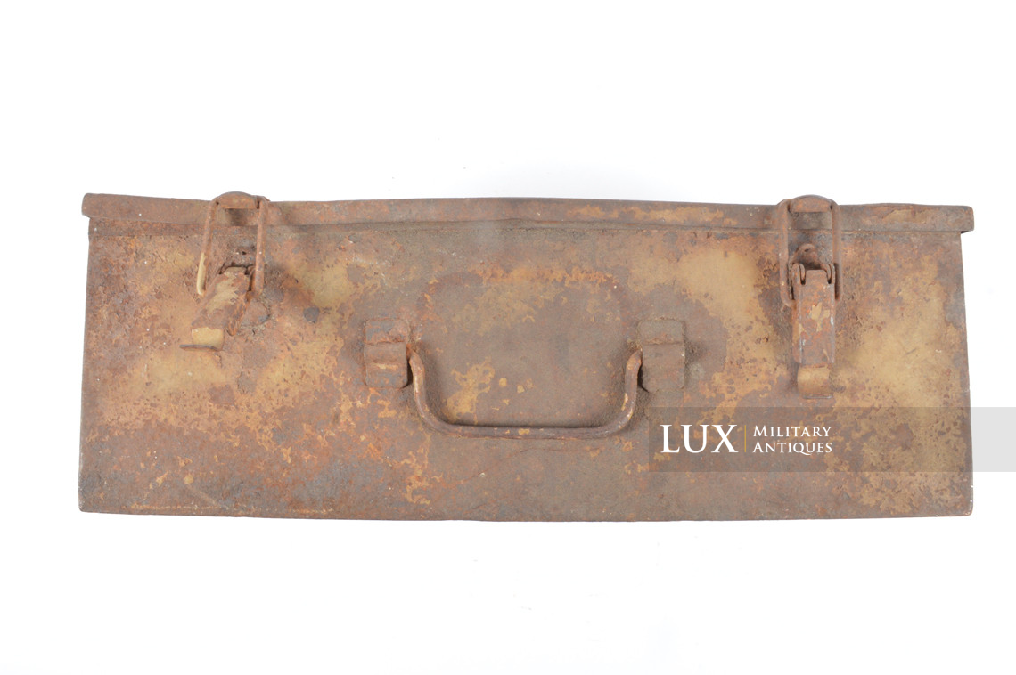 Caisse de véhicule blindé allemand pour 6 trommels MG34/42, « MG MUNITION » - photo 10