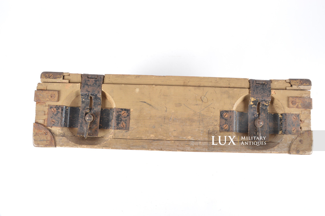 Caisse allemande pour accessoires du canon antiaérien allemand Flak M39 de 3,7 cm - photo 10