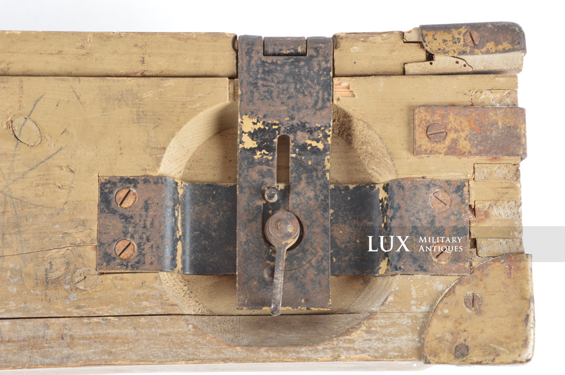 Caisse allemande pour accessoires du canon antiaérien allemand Flak M39 de 3,7 cm - photo 13