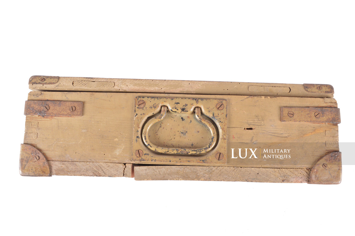 Caisse allemande pour accessoires du canon antiaérien allemand Flak M39 de 3,7 cm - photo 17