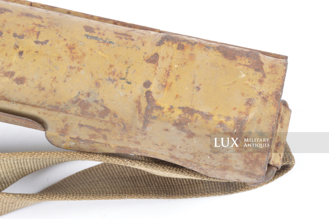 German MG42 tan spare barrel carrier, « unit marked » - photo 13