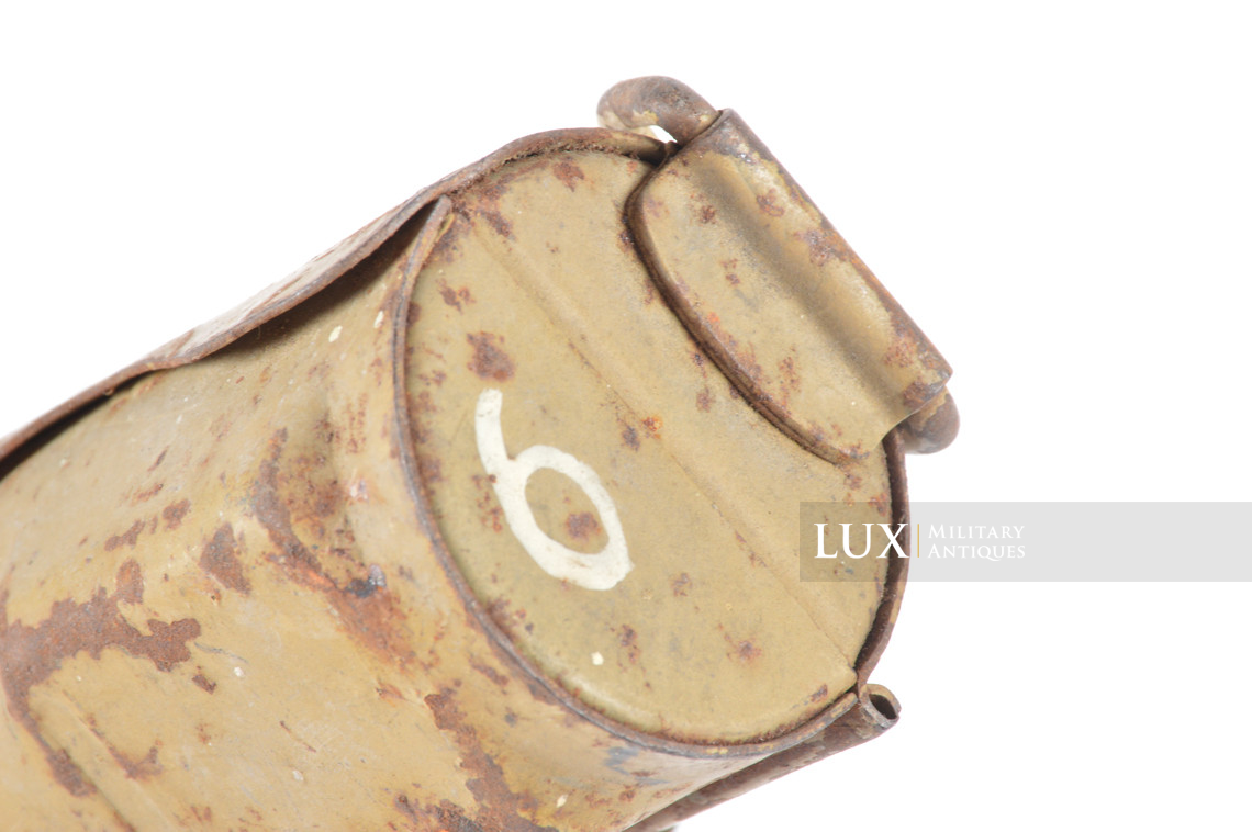 German MG42 tan spare barrel carrier, « unit marked » - photo 17