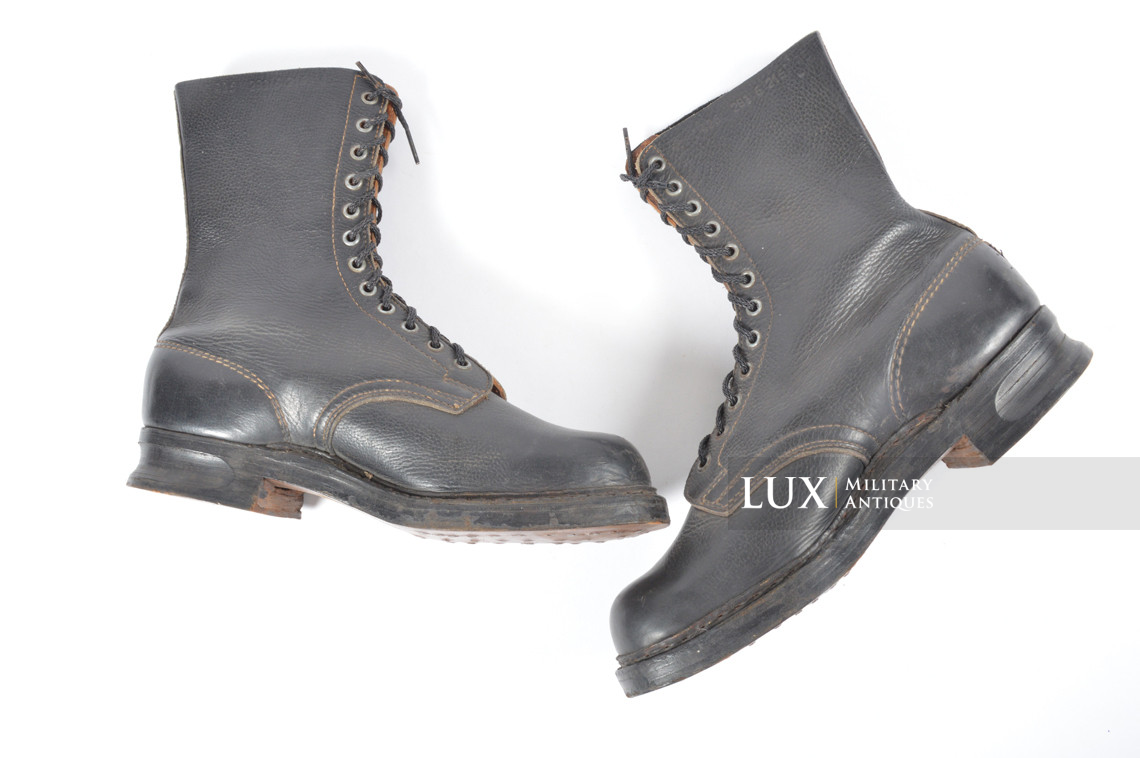 Unissued late-war German paratrooper jump boots - photo 7