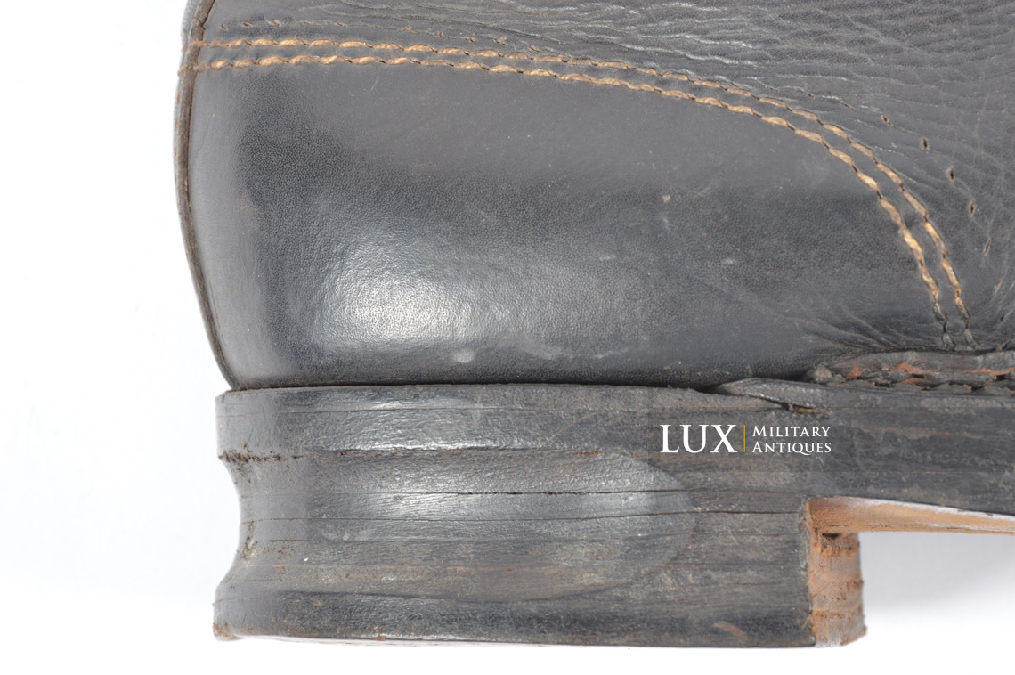 Unissued late-war German paratrooper jump boots - photo 10