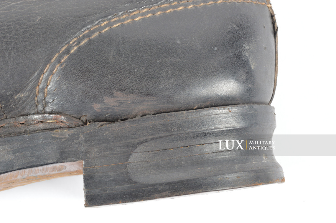 Unissued late-war German paratrooper jump boots - photo 19