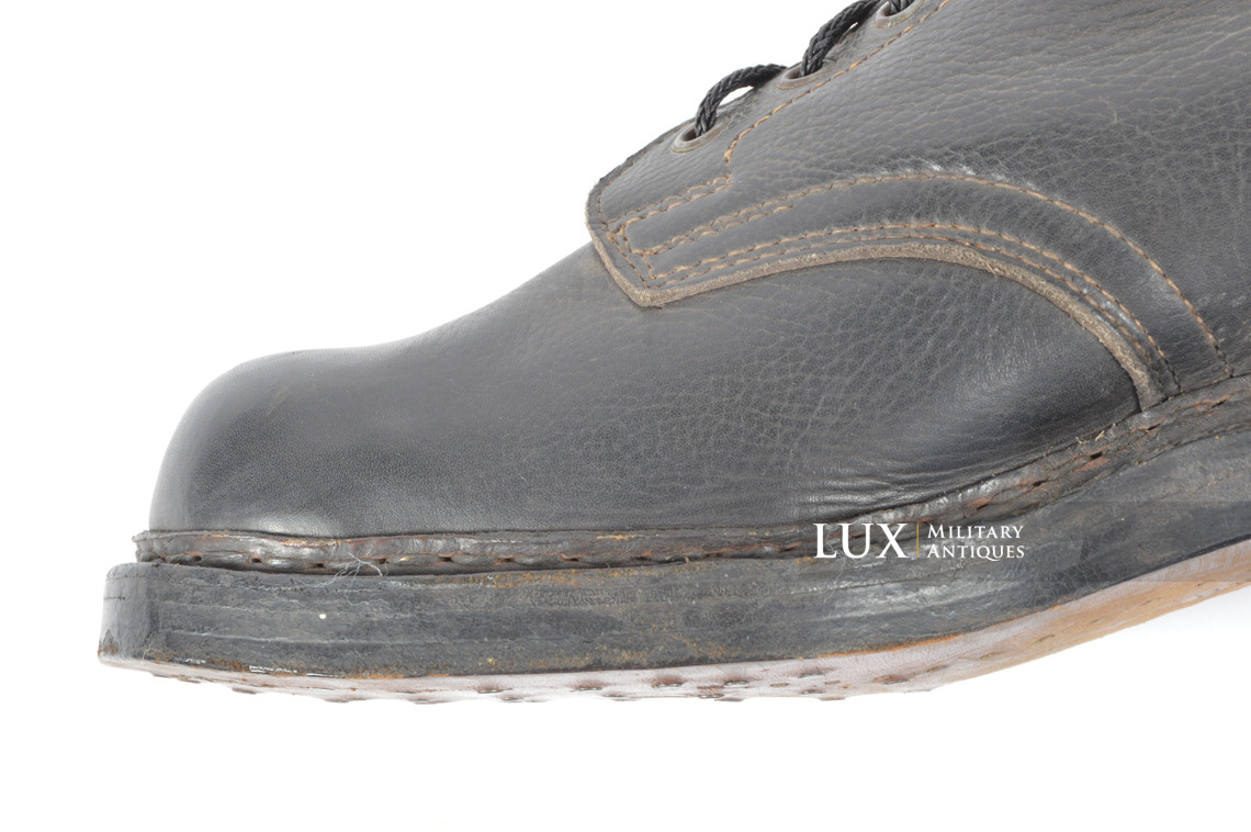 Unissued late-war German paratrooper jump boots - photo 20