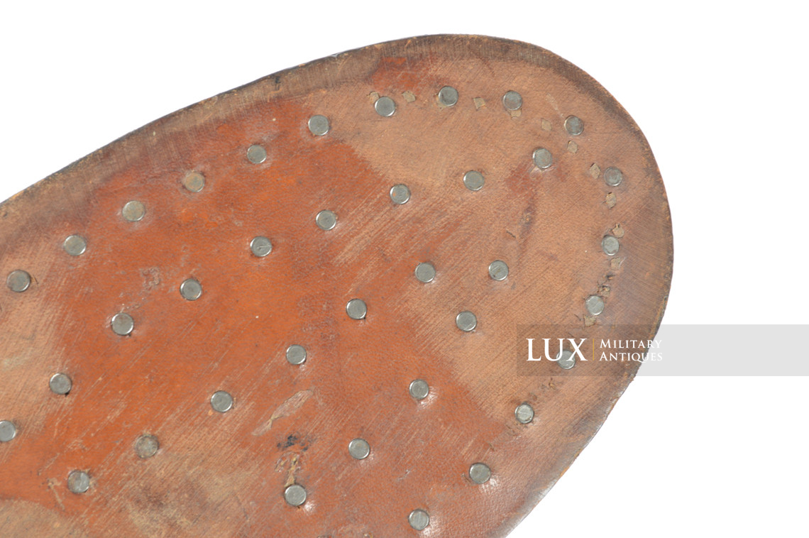 Unissued late-war German paratrooper jump boots - photo 22