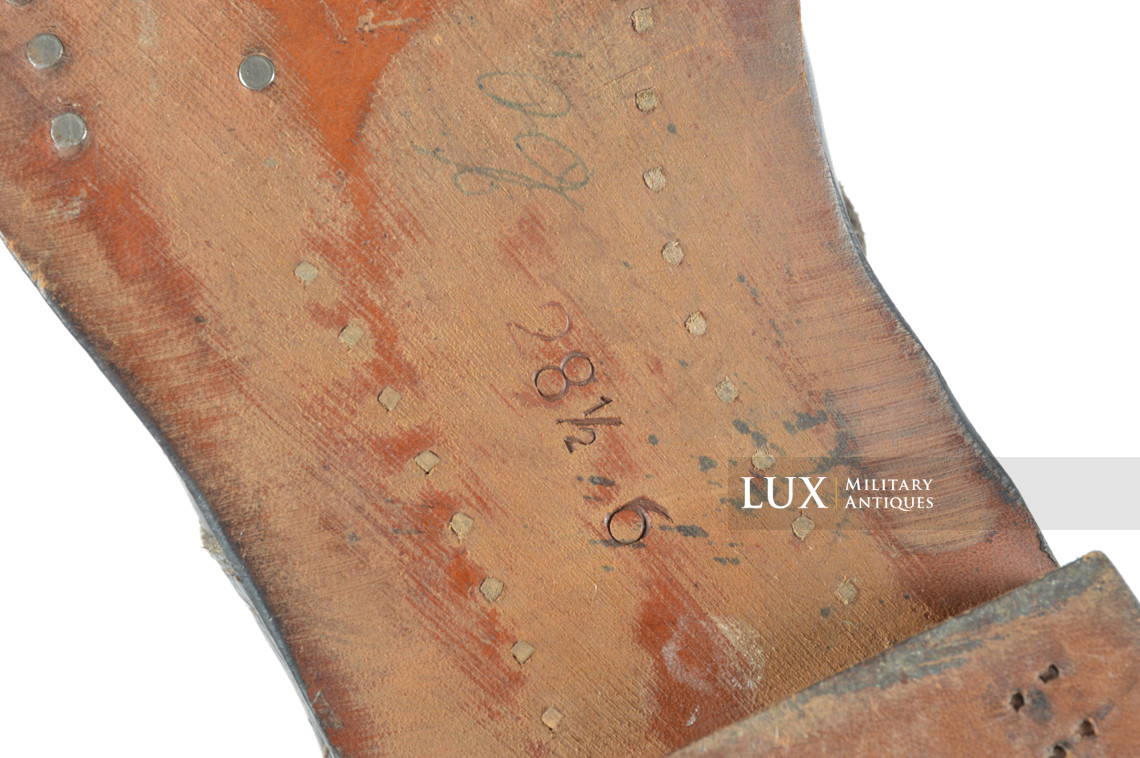Unissued late-war German paratrooper jump boots - photo 23