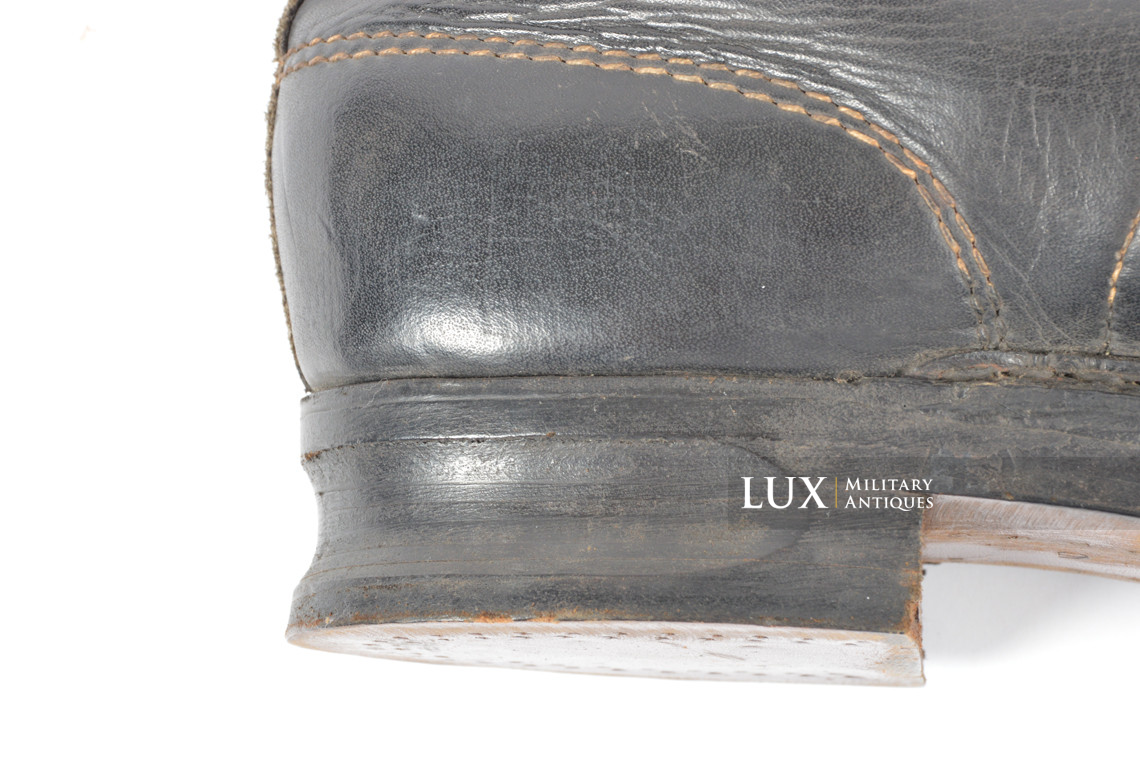 Unissued late-war German paratrooper jump boots - photo 36