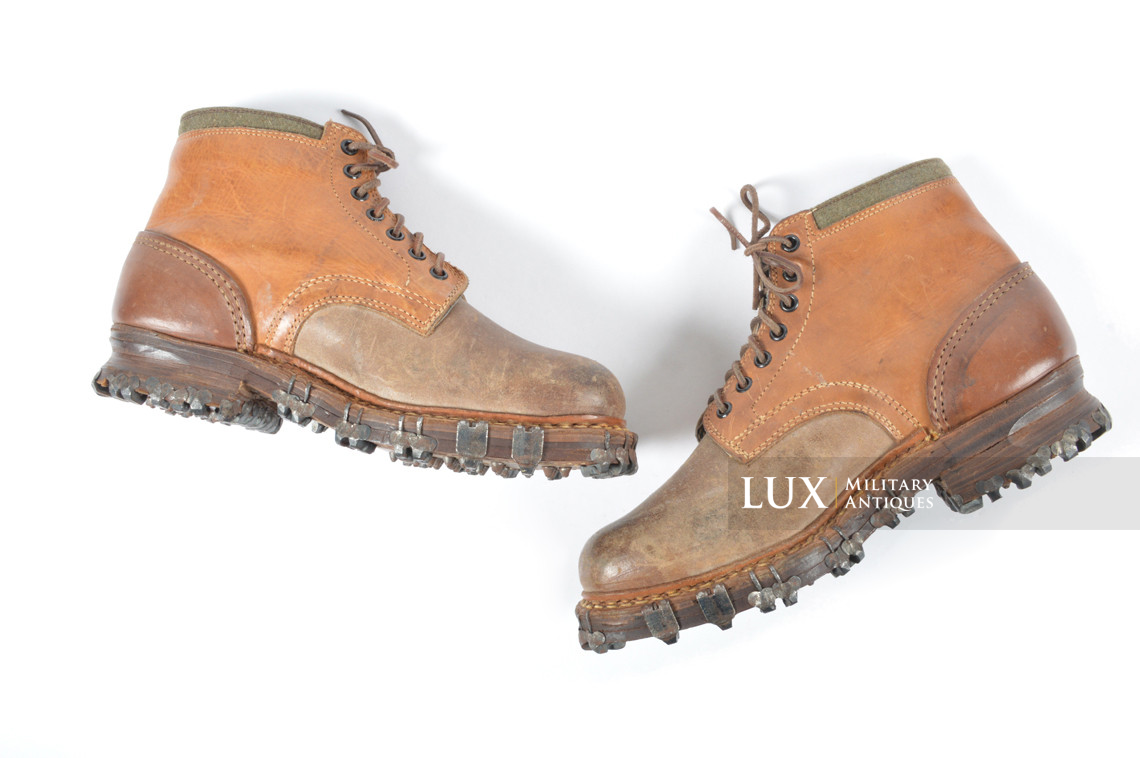 Unissued late-war German mountain trooper's ankle boots, « Gebirgsjäger » - photo 7
