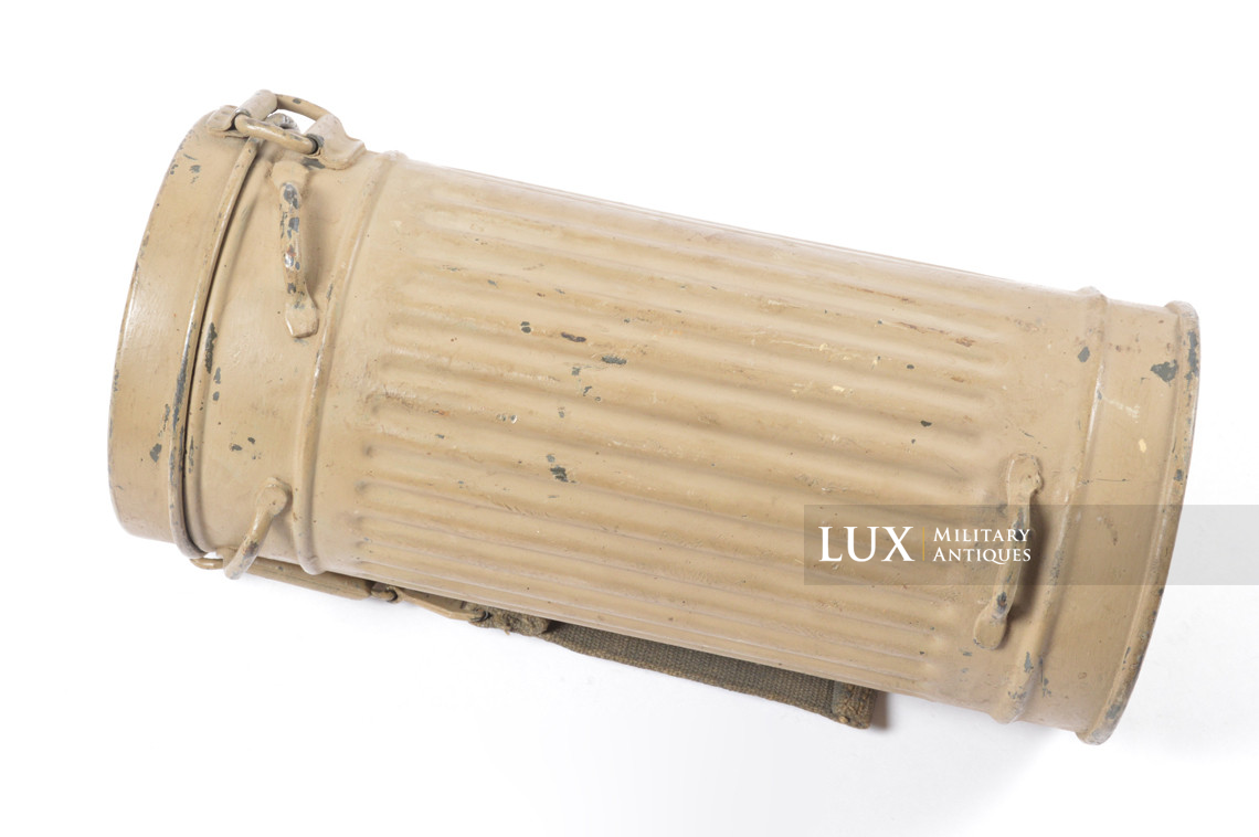 German tropical tan camouflage gas mask canister set, « named / 1940 » - photo 8
