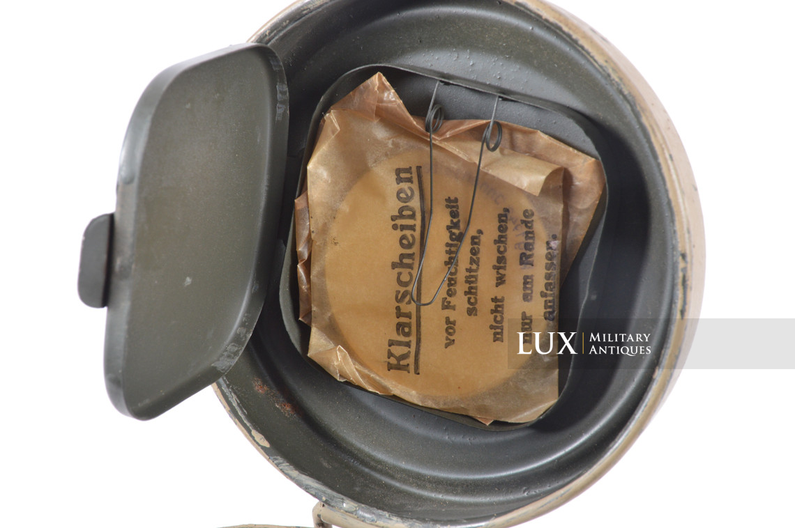 German tropical tan camouflage gas mask canister set, « named / 1940 » - photo 39