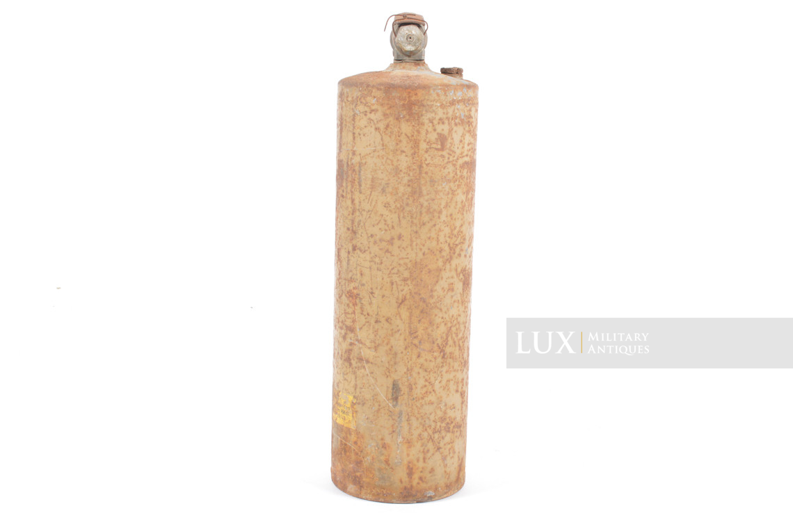 Late-war German armored vehicle issued fire extinguisher, « Tetra / 1943 » - photo 13