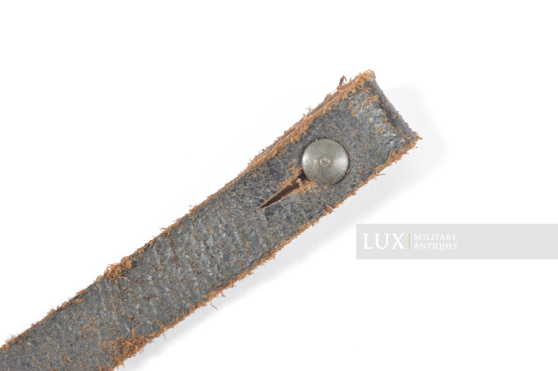Late-war German helmet chinstrap, RBNr « 0/0750/0100 » - photo 11