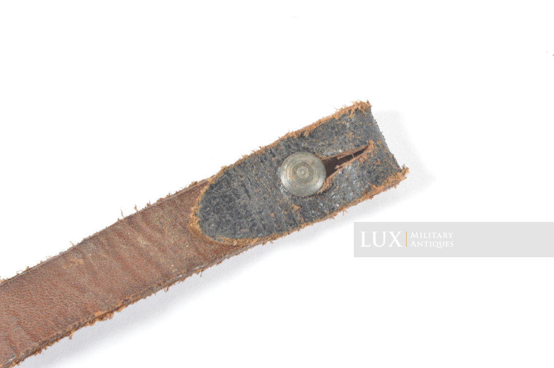 Late-war German helmet chinstrap, RBNr « 0/0750/0100 » - photo 12
