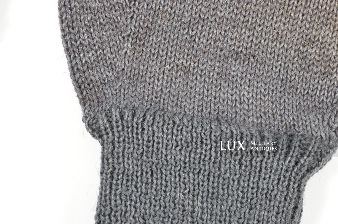 Rare German issued winter combat gloves, size 1 - photo 7