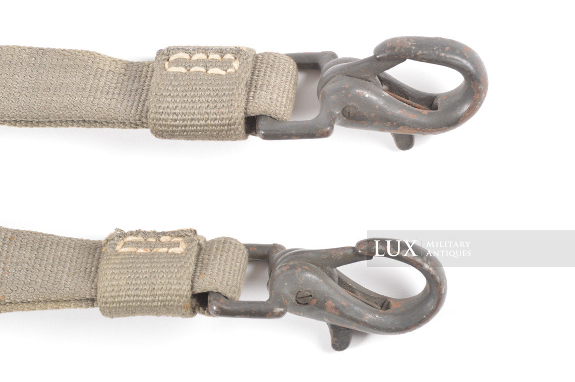 Rare set of late-war carry straps for the « s.f. 14z Scherenfernrohr » carry case, « all web » - photo 12