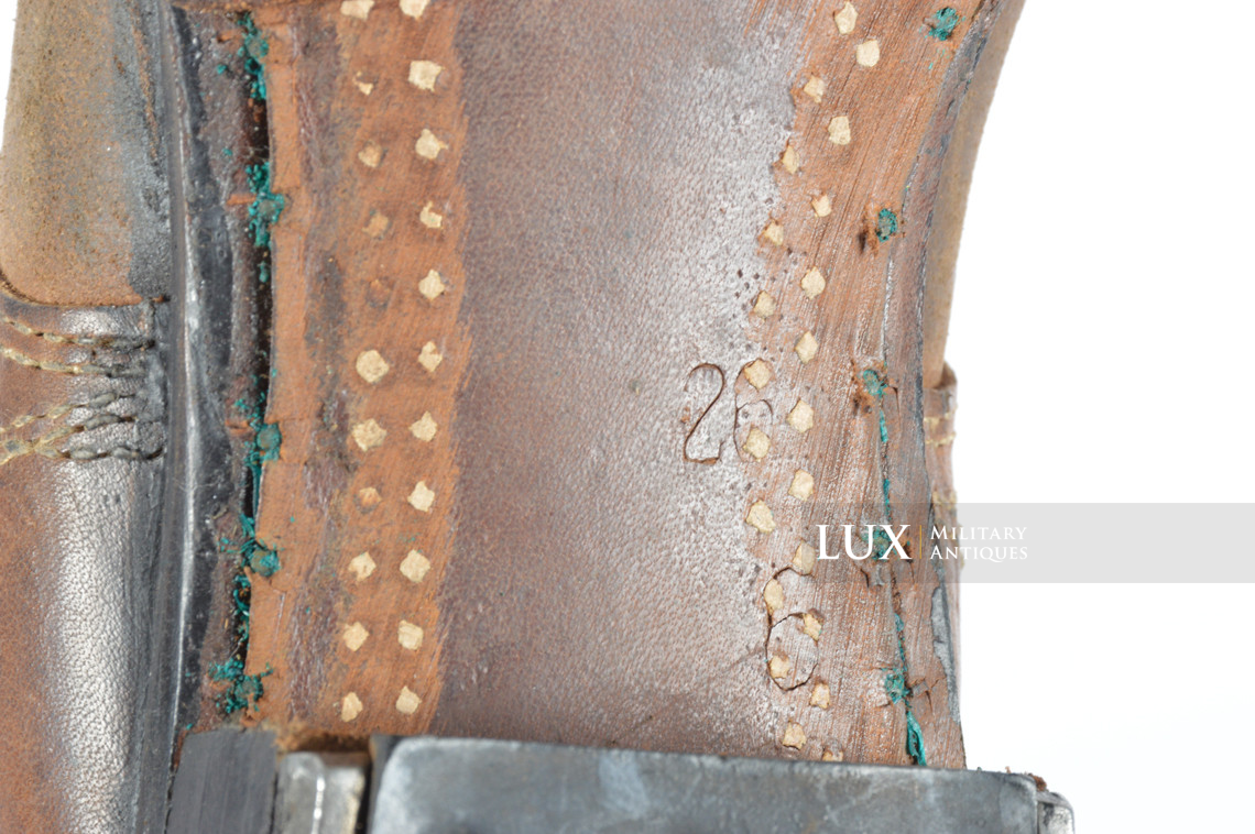 Early-war German low ankle combat boots - photo 18