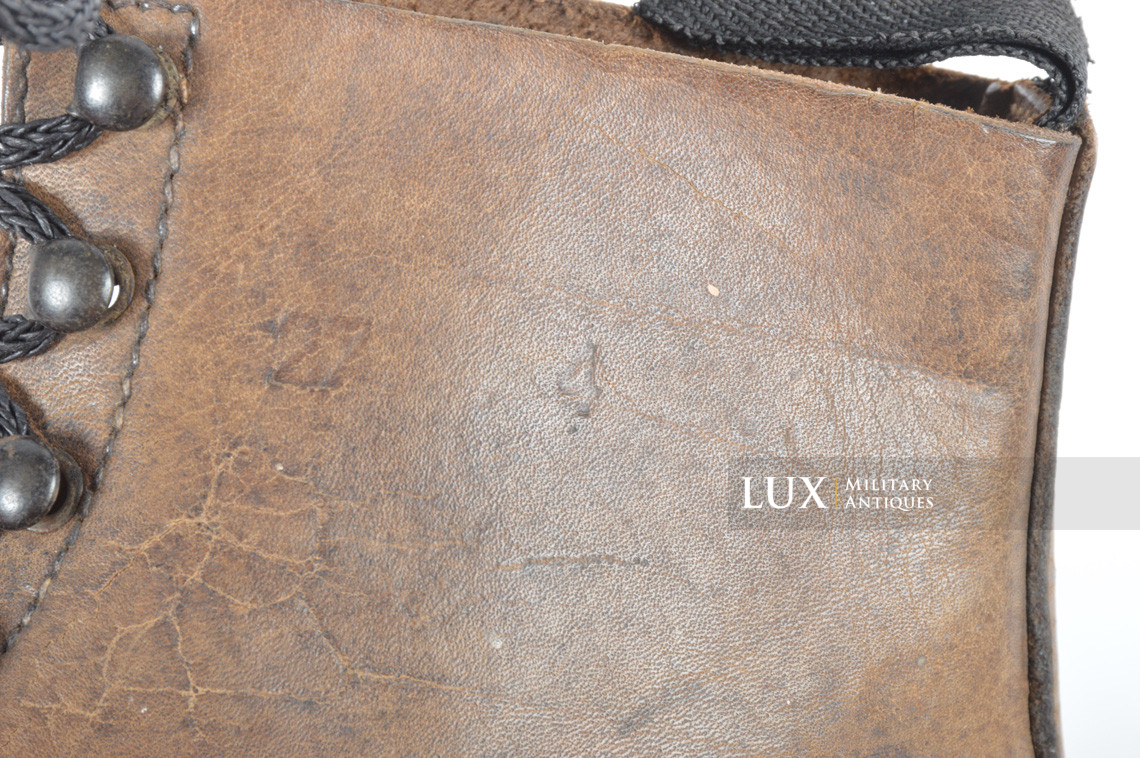 Unissued early-war German low ankle combat boots, « HERMES » - photo 12