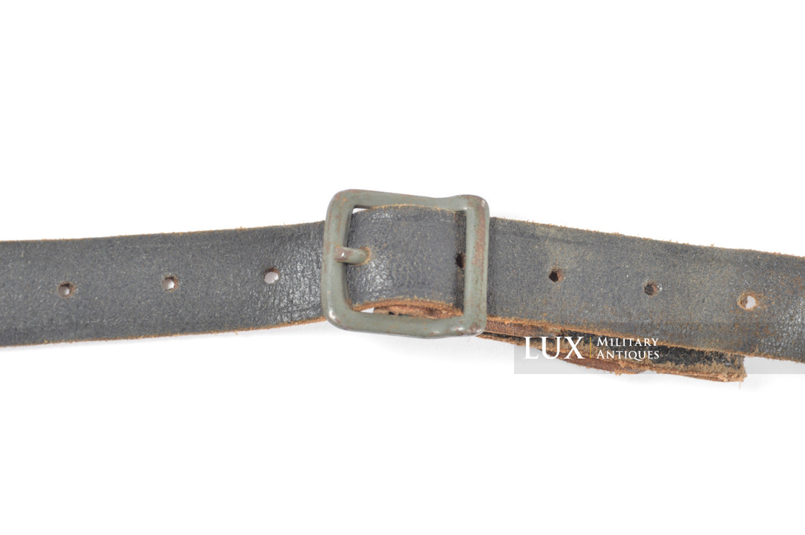 Late-war German helmet chinstrap, « RFNr. 0/0494/008 » - photo 9