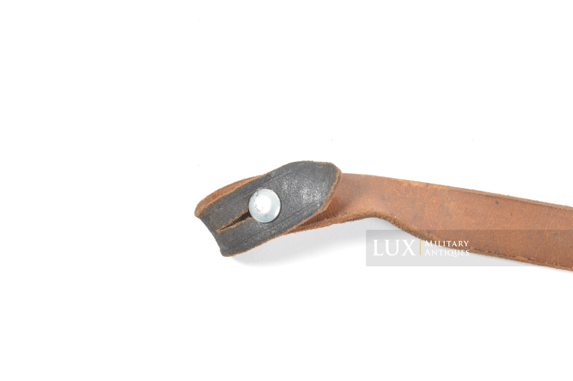 Late-war German helmet chinstrap, « RFNr. 0/0494/008 » - photo 13