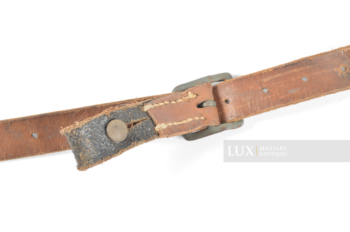 Late-war German helmet chinstrap, « RFNr. 0/0494/008 » - photo 14
