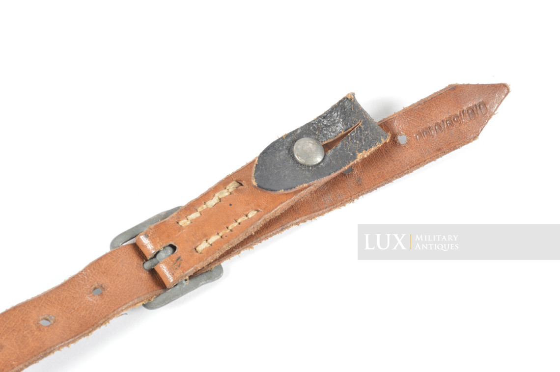 Late-war German helmet chinstrap, RBNr « 0/0750/0100 » - photo 10