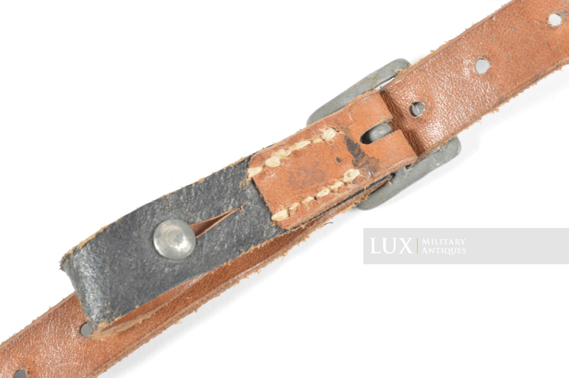 Late-war German helmet chinstrap, RBNr « 0/0750/0100 » - photo 12
