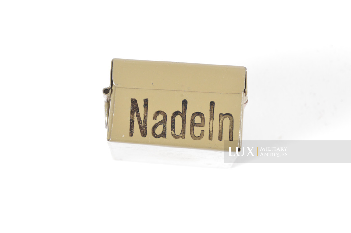 German medical safety pin box, « NADELN » - photo 13