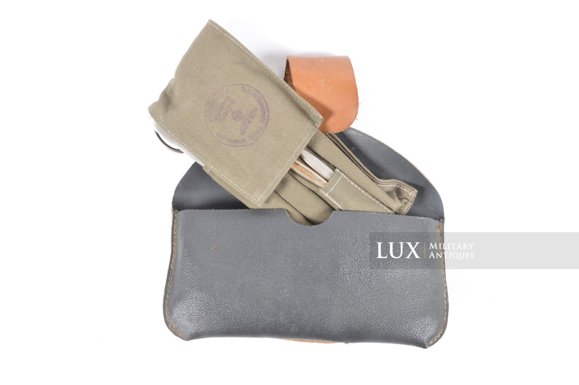Pochette d'instruments médicaux précoce, « Kleines Feldbesteck » - photo 18