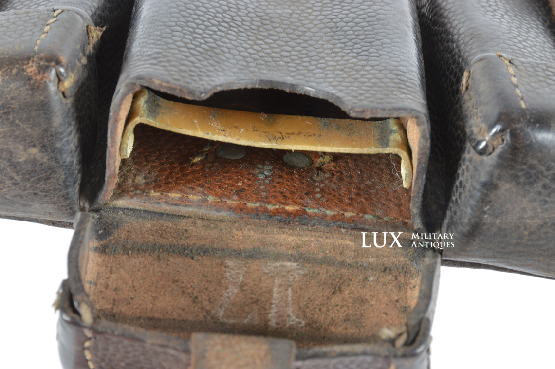 Rare early war K98 ammunition pouch, « VA 406/38 SS » - photo 12