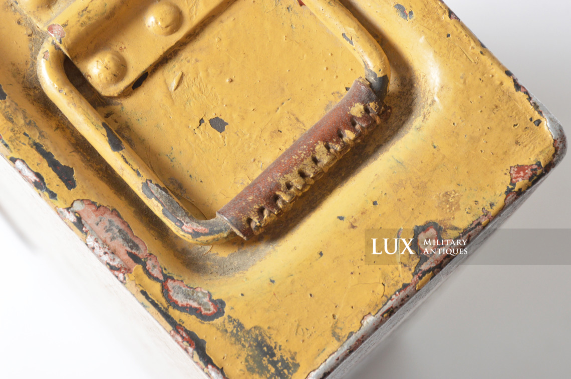 Exceptionnelle caisse MG34/42 médicale camouflée - photo 22