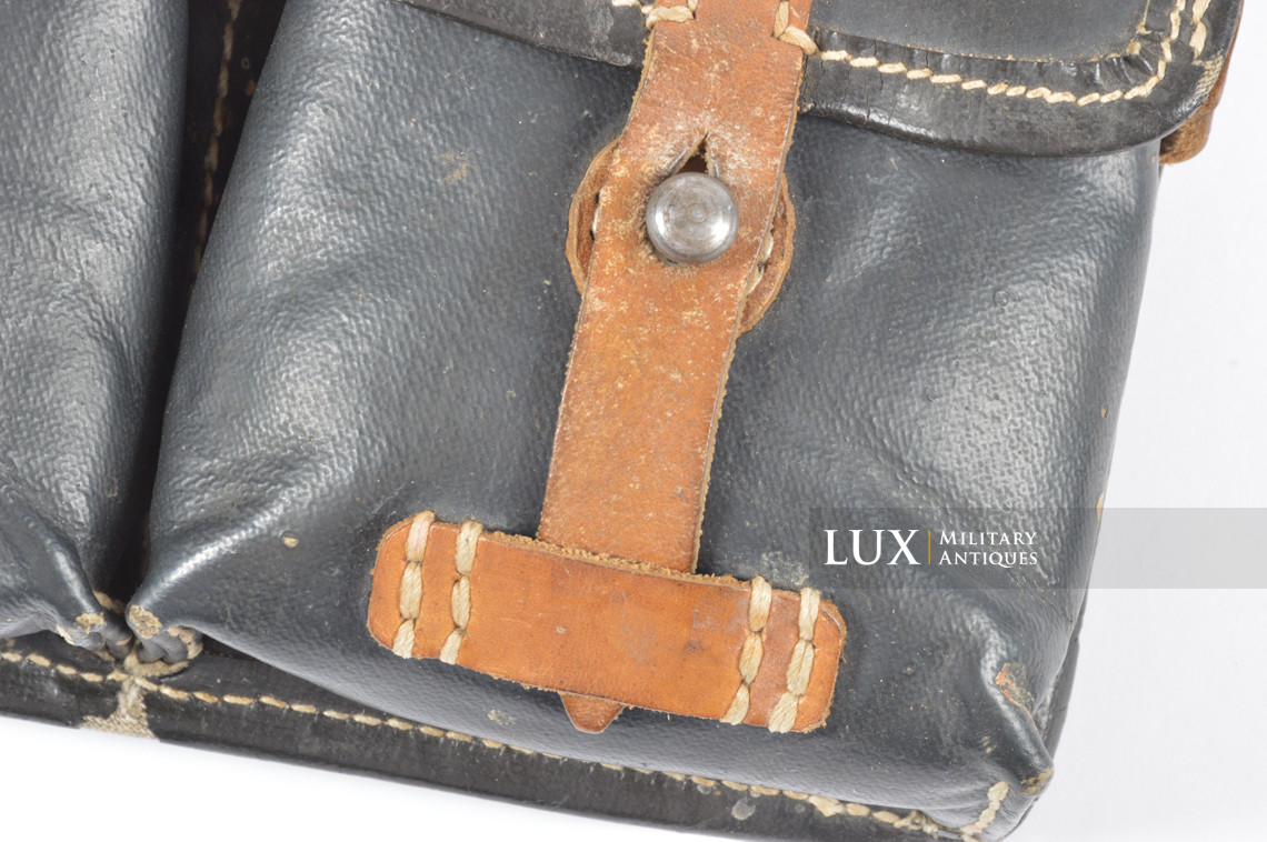Very rare porte chargeurs de G43/K43 en toile cirée bleue, « Otto Koberstein 1944 » - photo 8
