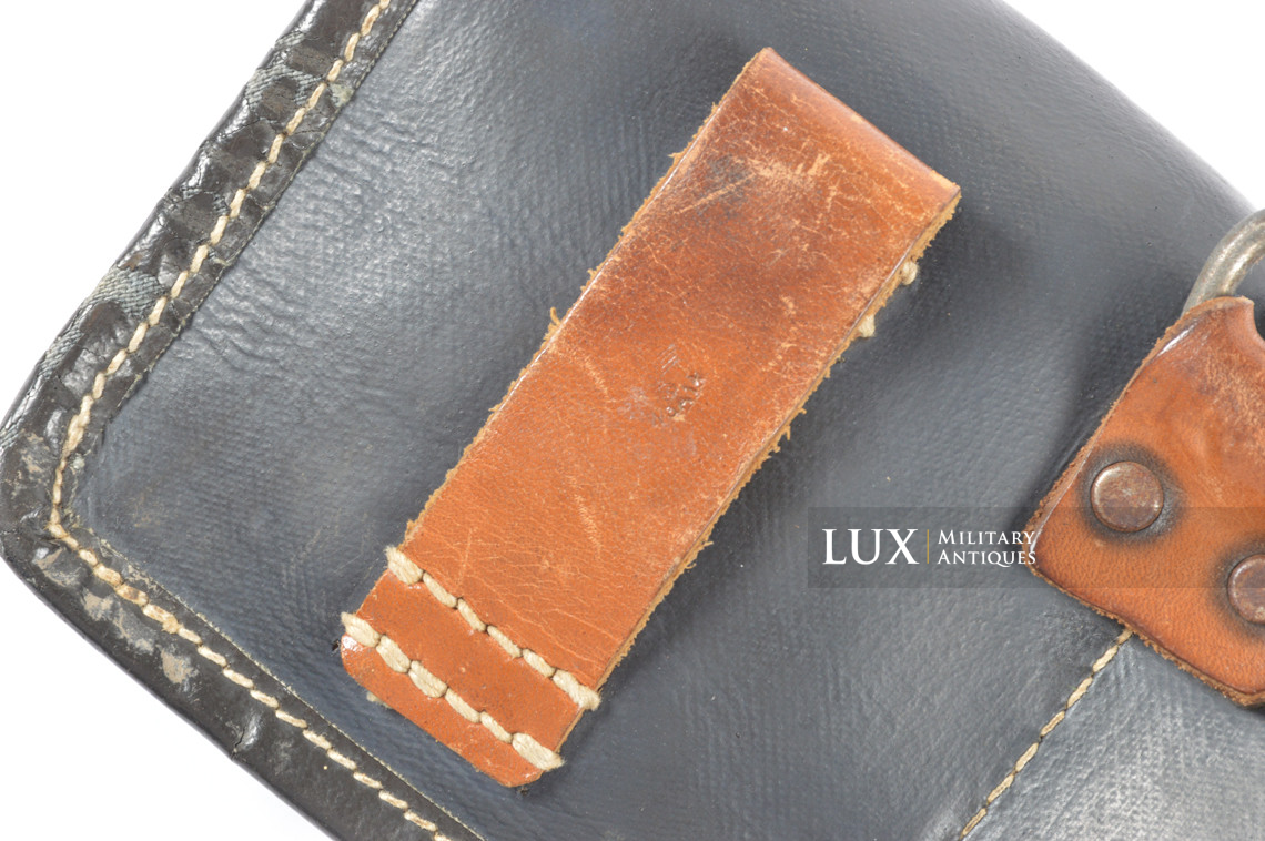 Very rare porte chargeurs de G43/K43 en toile cirée bleue, « Otto Koberstein 1944 » - photo 10