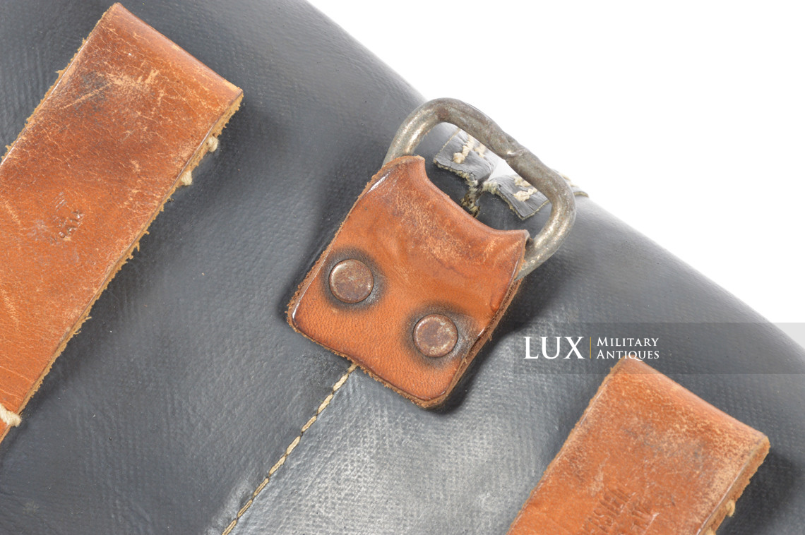Very rare porte chargeurs de G43/K43 en toile cirée bleue, « Otto Koberstein 1944 » - photo 12