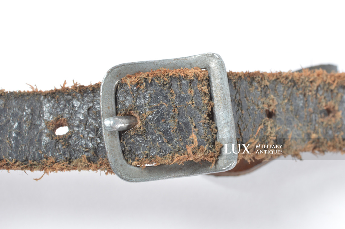 Jugulaire de casque allemand fin de guerre, « RBNr. 0/1151/0005 » - photo 12