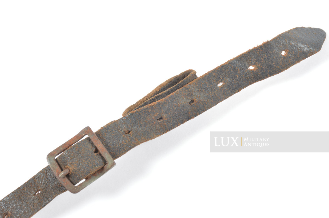 Jugulaire de casque allemand fin de guerre, « 0/0383/0040 1943 » - photo 8