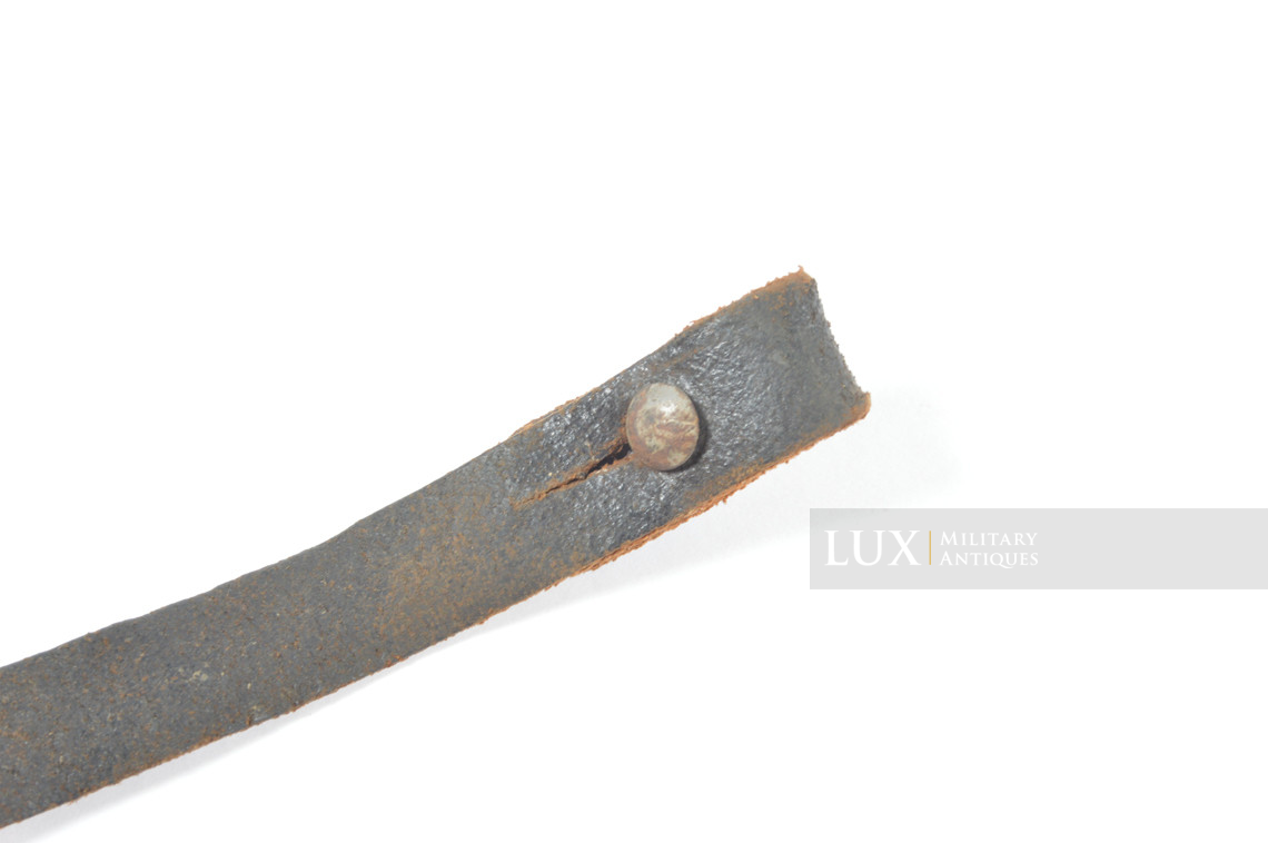 Jugulaire de casque allemand fin de guerre, « 0/0383/0040 1943 » - photo 10