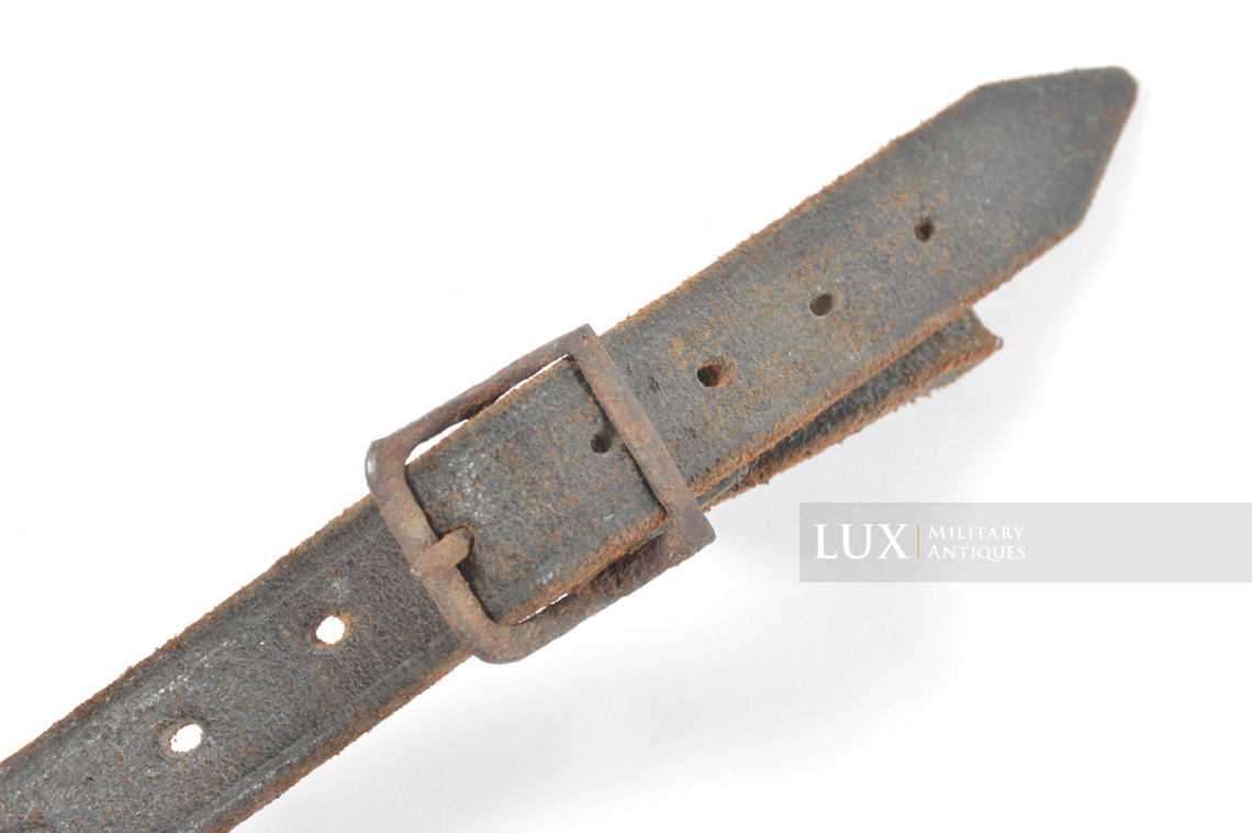 Jugulaire de casque allemand, « G. SCHIELE LOBURG 1940 » - photo 7