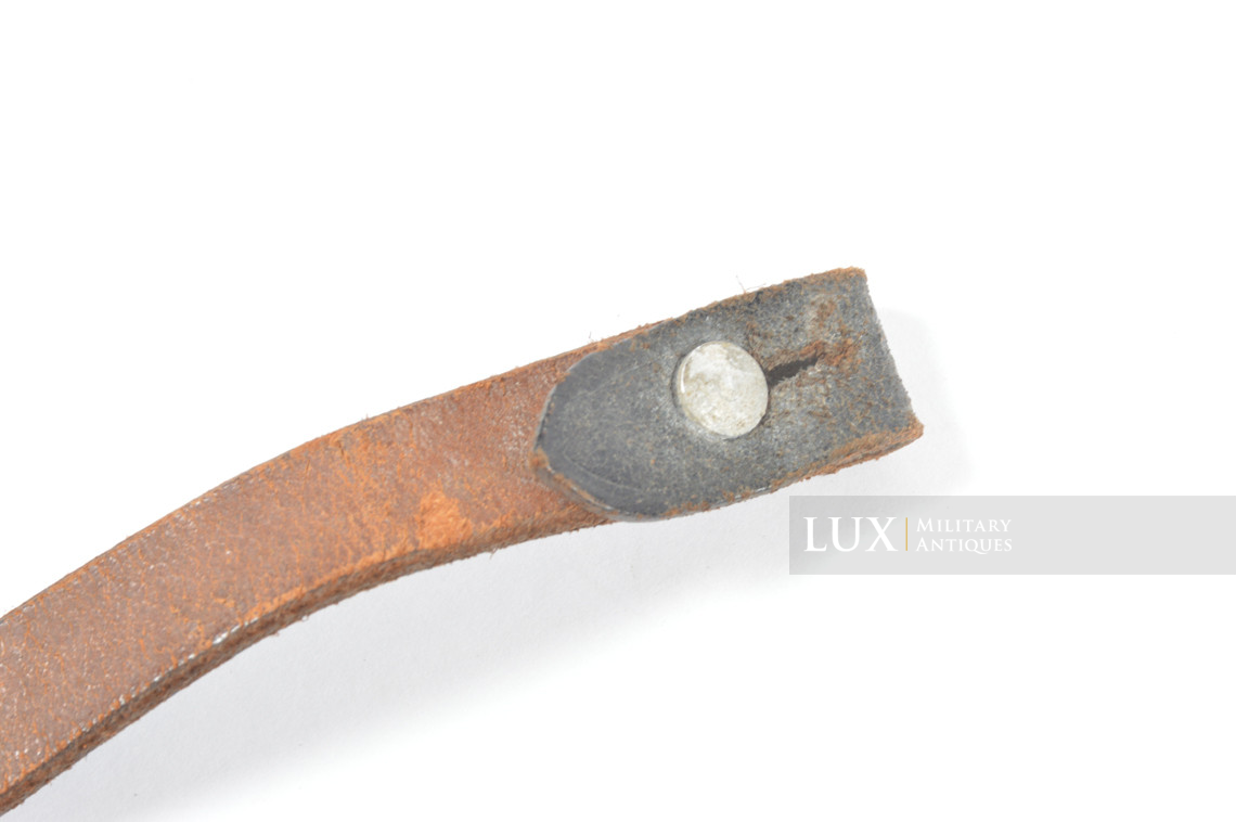 Jugulaire de casque allemand, « G. SCHIELE LOBURG 1940 » - photo 11