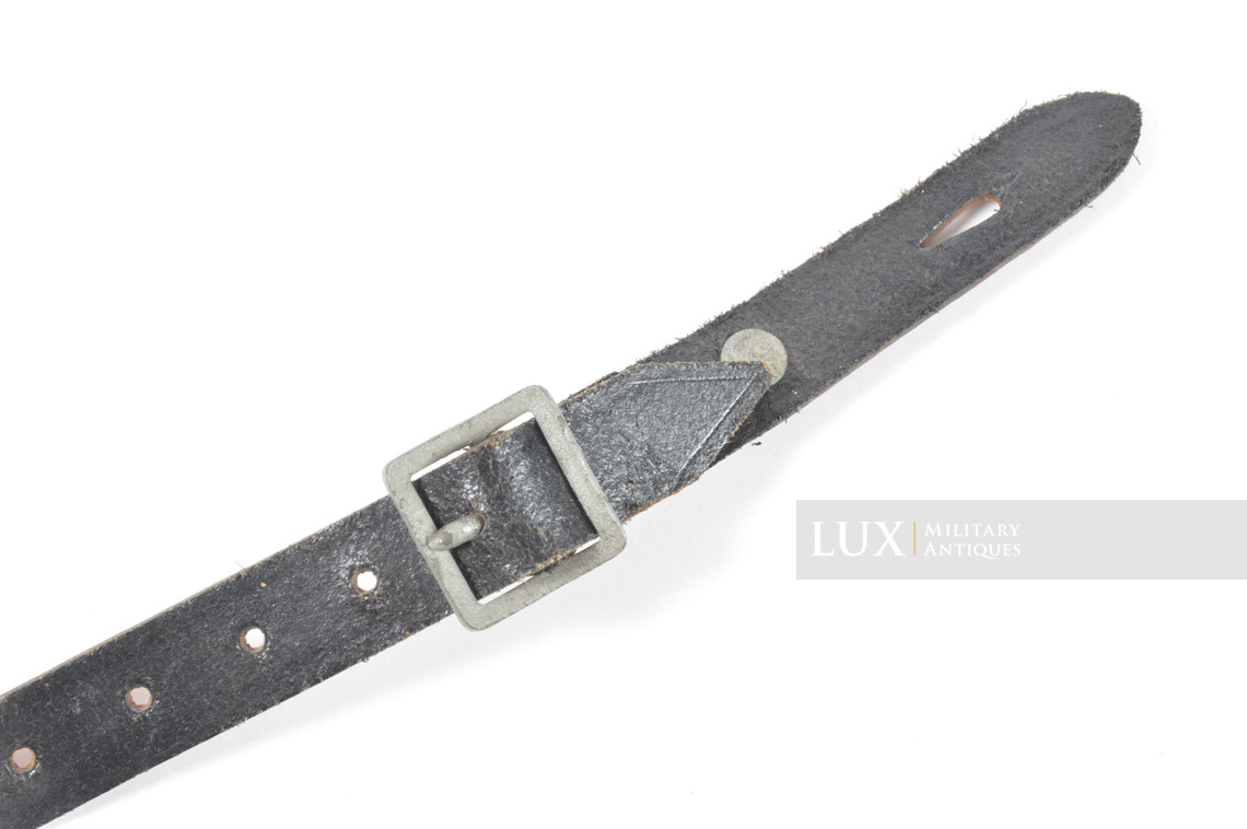 Jugulaire de casque allemand, « G. SINGER KLATTAU 1941 » - photo 8
