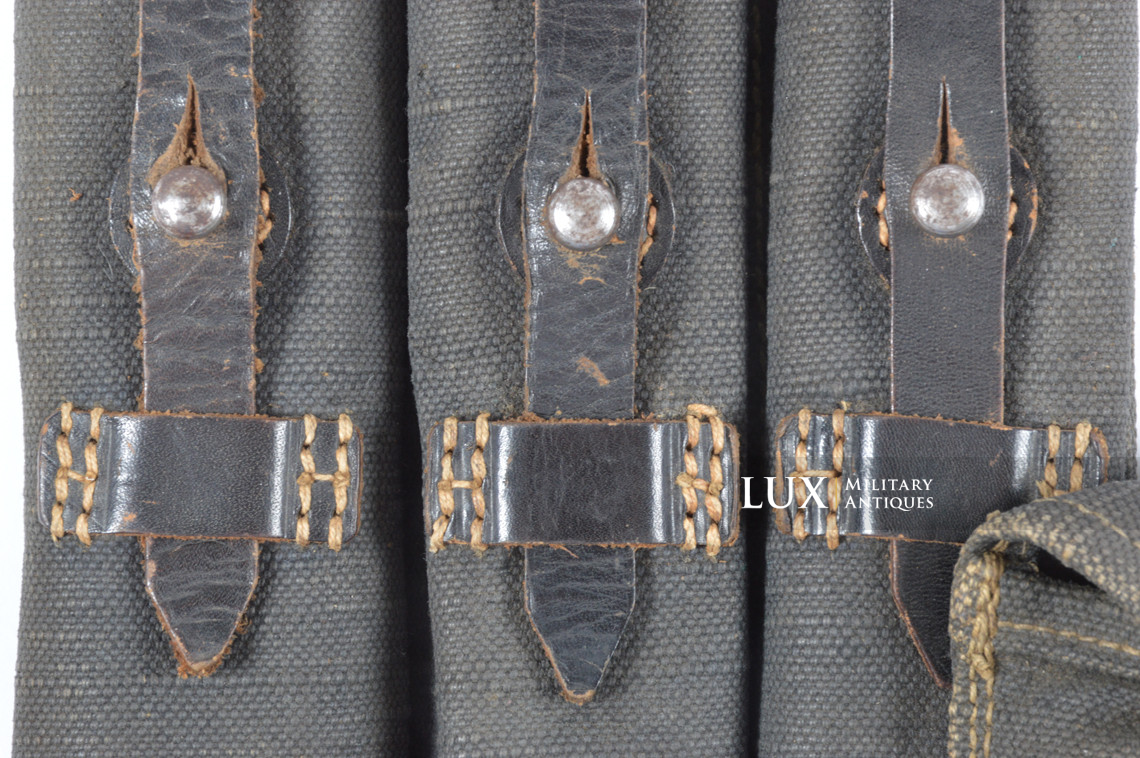 Early pair of MP38/40 pouches in grey canvas, « bdr41/42 » - photo 12