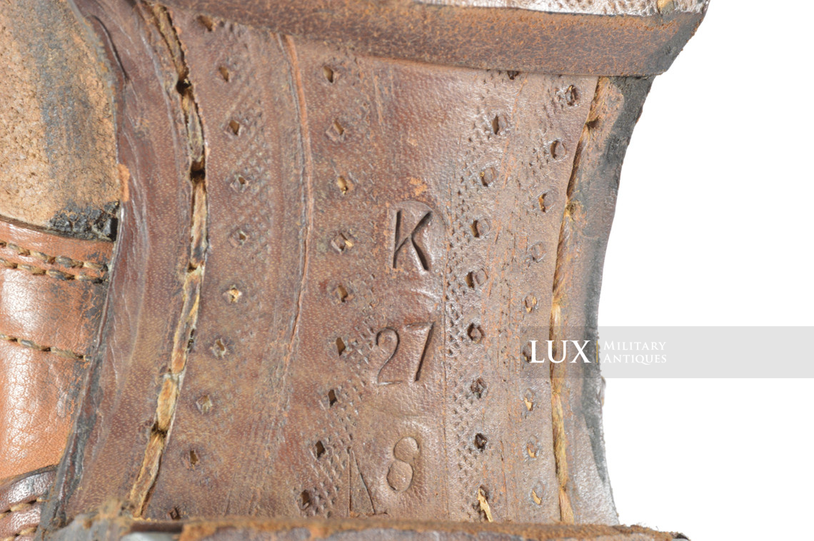 Unissued late-war German low ankle boots, « 1944 » - photo 37