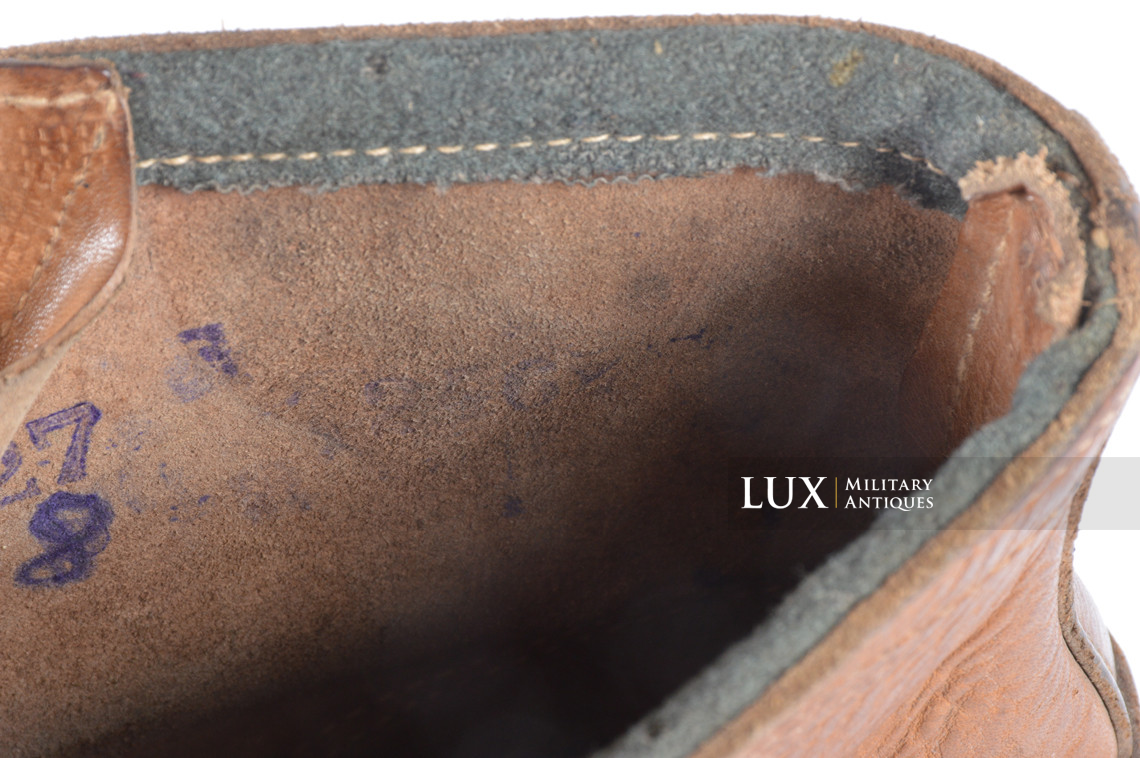 Unissued late-war German low ankle boots, « 1944 » - photo 26