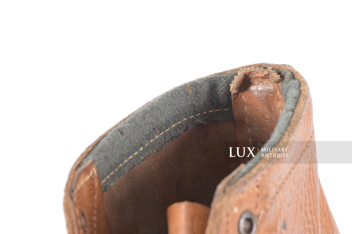 Unissued late-war German low ankle boots, « 1944 » - photo 27