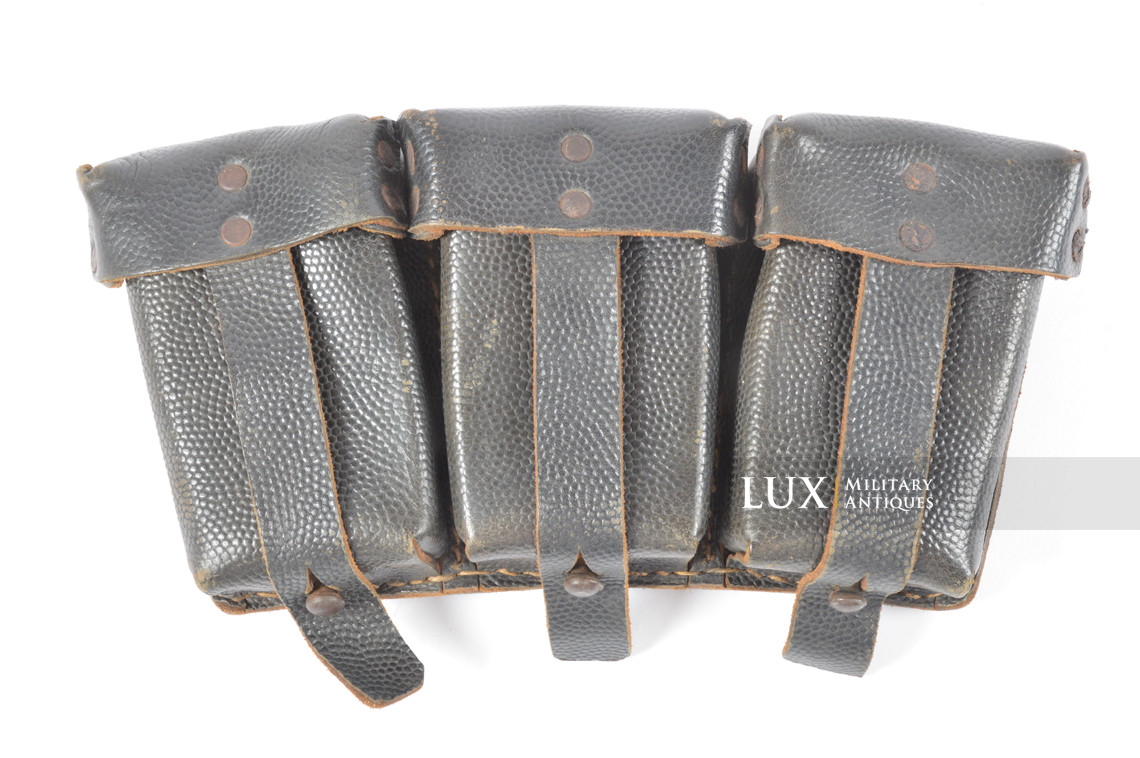 Matching pair of late war k98 ammunition pouches, « RBNr 0/1272/0002 » - photo 9