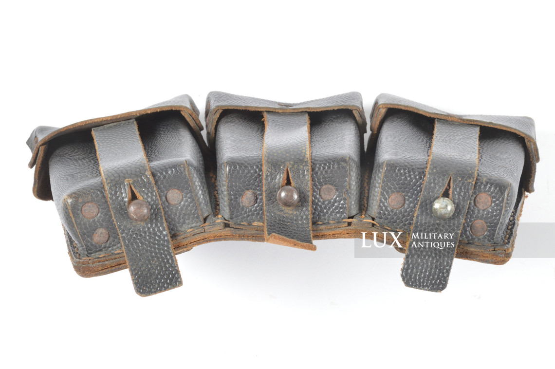 Matching pair of late war k98 ammunition pouches, « RBNr 0/1272/0002 » - photo 19