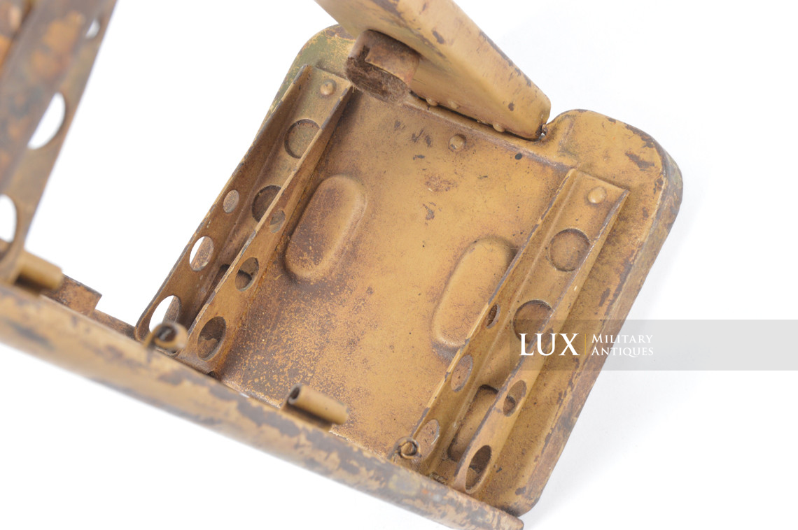 Rare German MG34/42 drum carrier cradle in camouflage paint finish, « Normandy » - photo 14